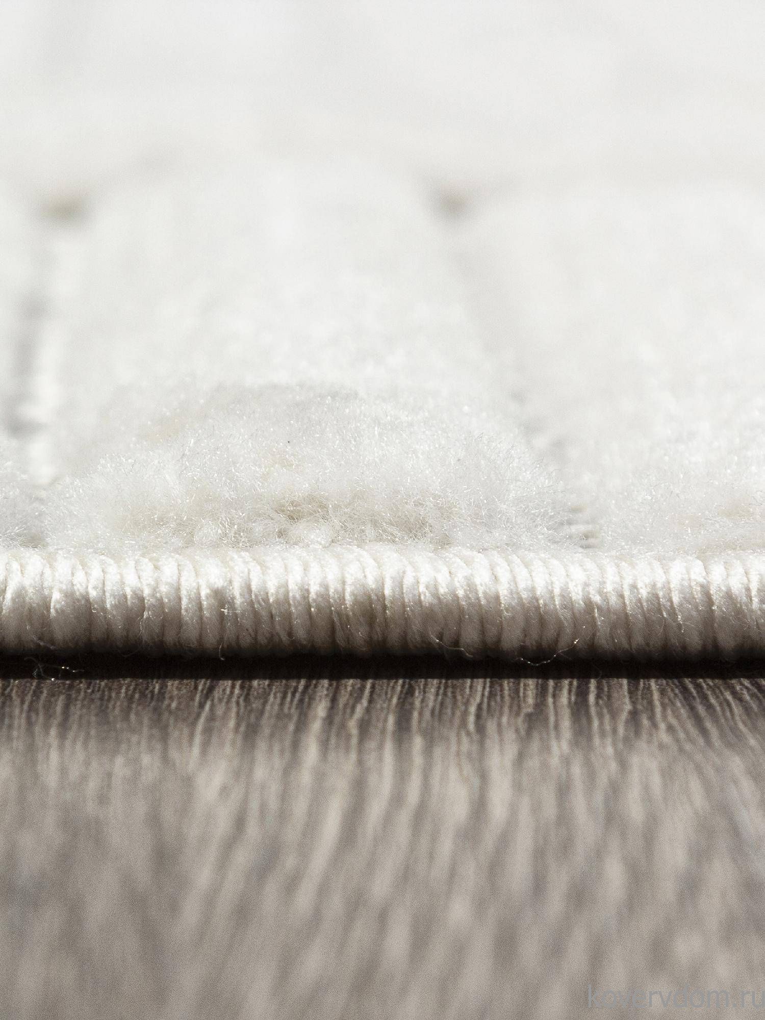 Ковер JUNO-A D785AW CREAM / CREAM Ковер JUNO-A D785AW CREAM / CREAM