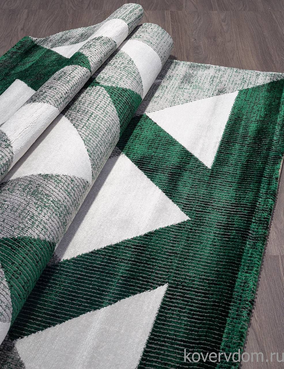Ковер OMEGA 04494Y GREEN / GREEN Ковер OMEGA 04494Y GREEN / GREEN