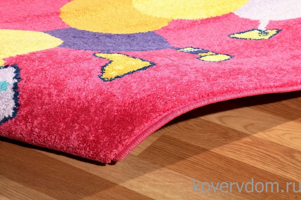 Ковер детский FUNKY TOP Iwo amaranth Ковер детский FUNKY TOP Iwo amaranth